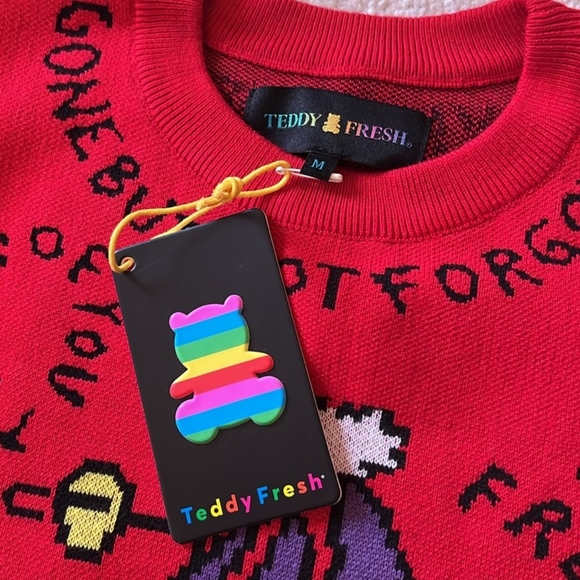 NWT Teddy Fresh red gone but not forgotten sweater size M - Picture 2 of 7